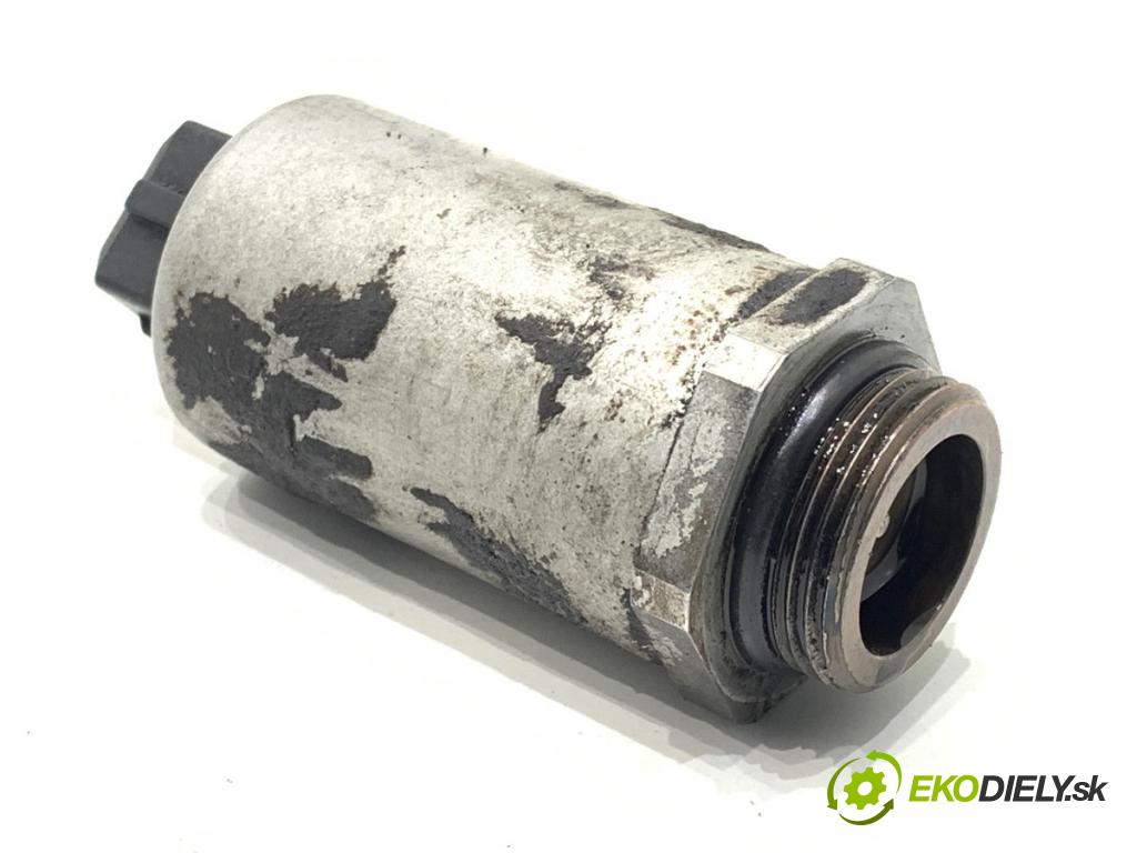 BMW E39 sedan 2001 125 kW 520 i 2171 snímač variabilní fázy 1432532 (Snímač)