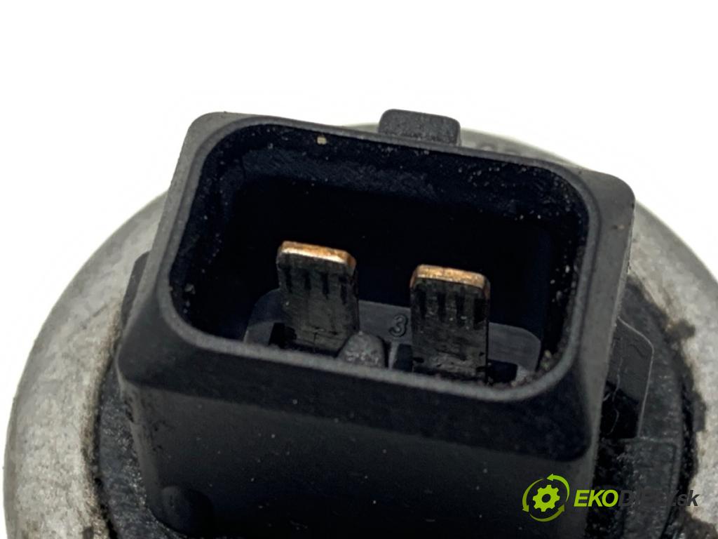 BMW E39 sedan 2001 125 kW 520 i 2171 Snímač variabilný fázy 1432532 (Snímač)