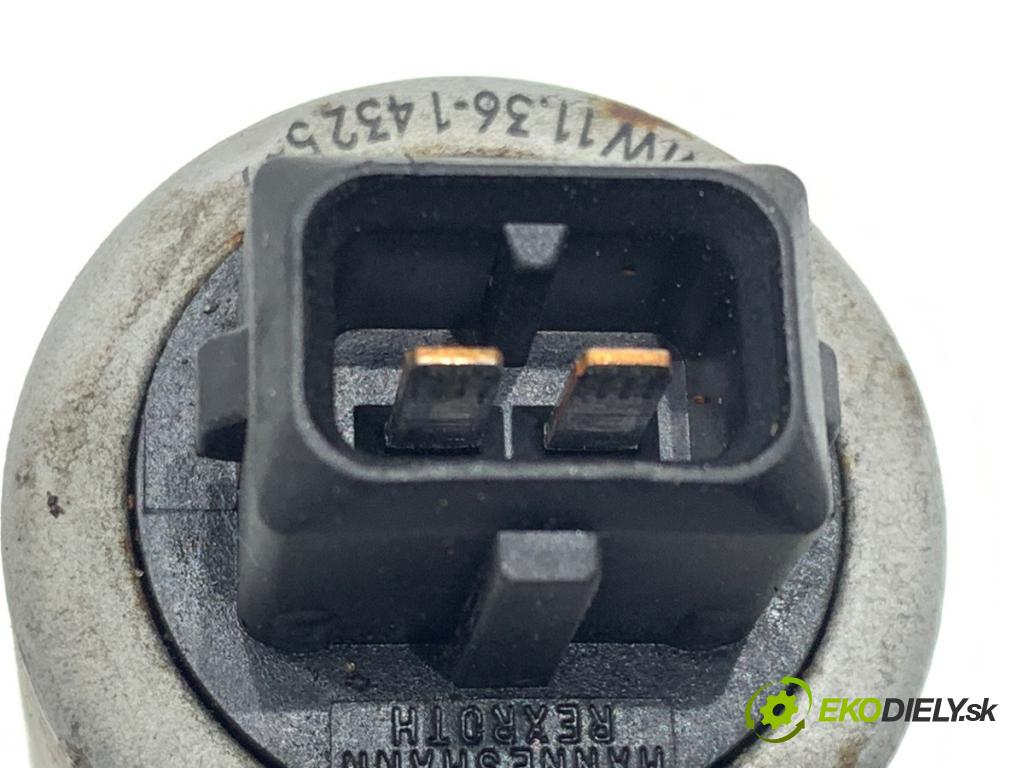 BMW E39 sedan 2001 125 kW 520 i 2171 Snímač variabilný fázy 1432532 (Snímač)