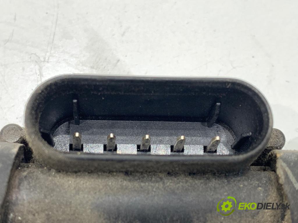BMW E39 sedan 2001 125 kW 520 i 2171 snímač tlaku LPG 67R-015293 PS-02