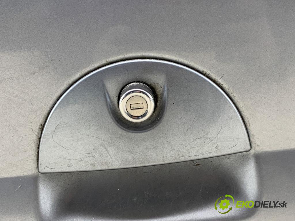 OPEL MERIVA A nadwozie wielkoprzestrzenne (MPV) 2004 92 kW 1.8 (E75) 1796 kapota zadní část