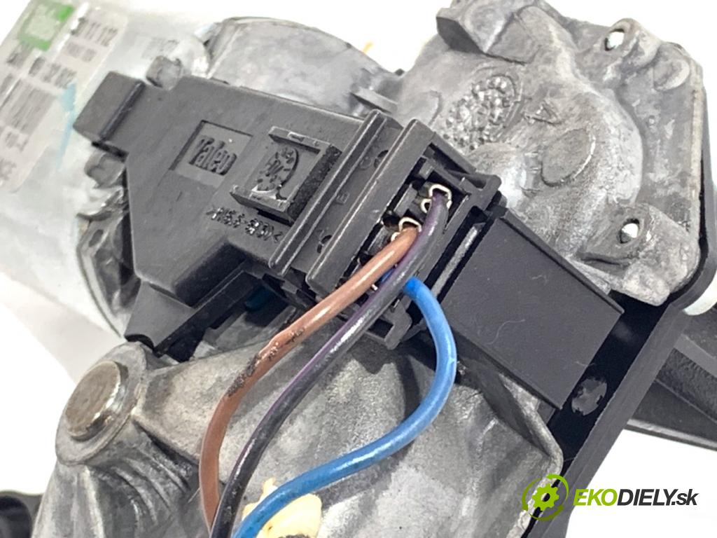 OPEL MERIVA A nadwozie wielkoprzestrzenne (MPV) 2004 92 kW 1.8 (E75) 1796 Motor stieračov zad 09132802