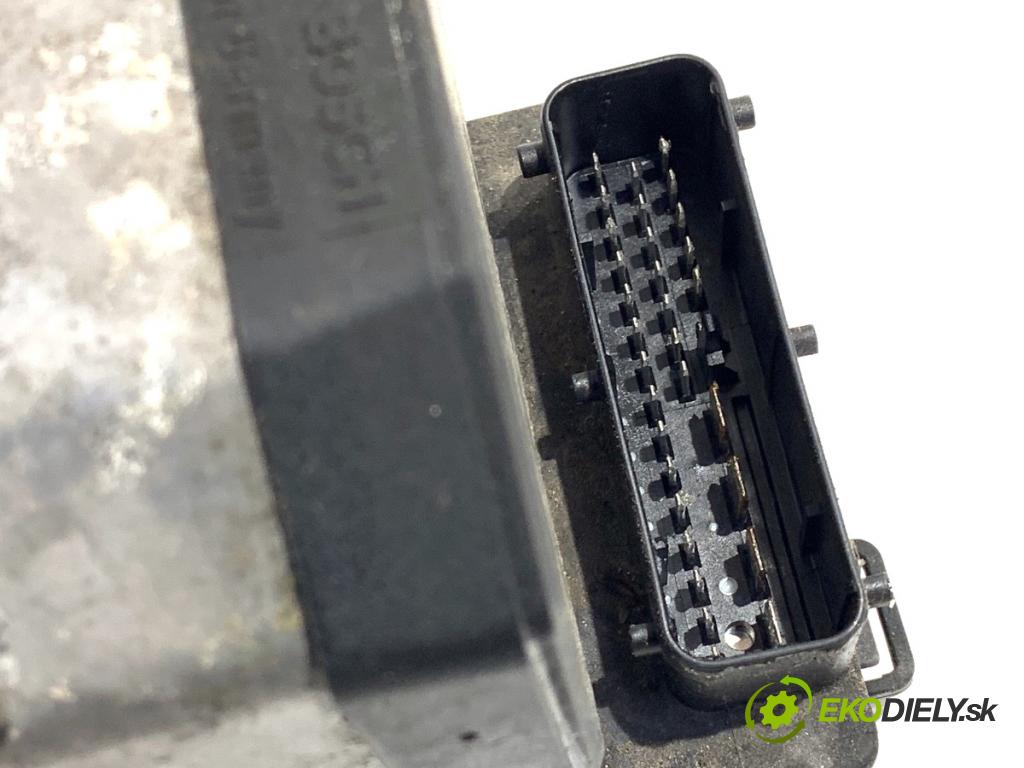 OPEL MERIVA A nadwozie wielkoprzestrzenne (MPV) 2004 92 kW 1.8 (E75) 1796 Pumpa ABS 93388792 (Pumpa ABS)