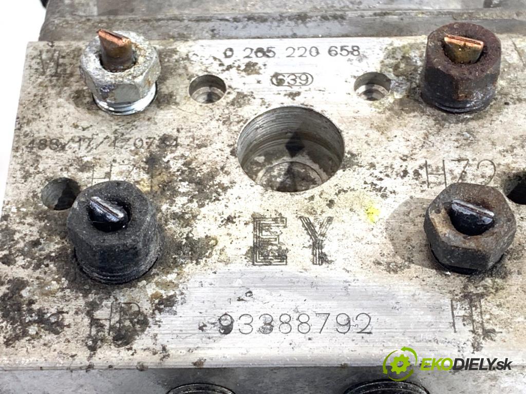 OPEL MERIVA A nadwozie wielkoprzestrzenne (MPV) 2004 92 kW 1.8 (E75) 1796 Pumpa ABS 93388792 (Pumpa ABS)