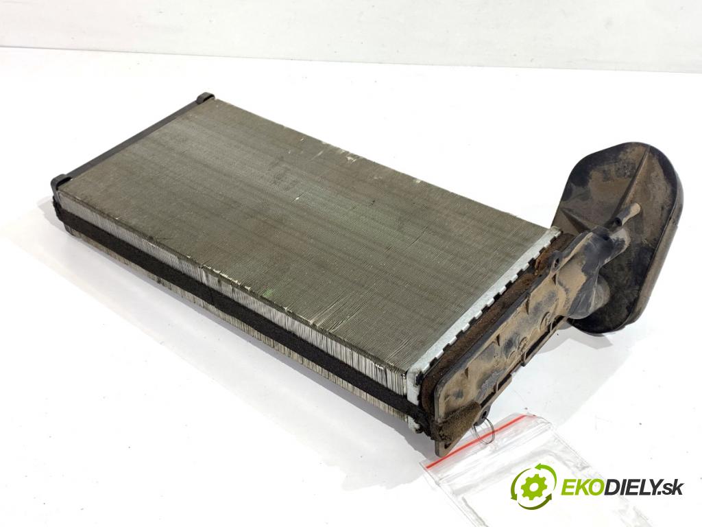 VW TRANSPORTER T4 Autobus 1998 50 kW 1.9 TD 1896 topné těleso radiátor topení 701819031 (Radiátor topení)