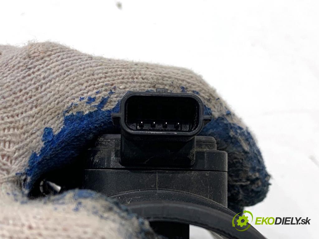 RENAULT KANGOO II nadwozie wielkoprzestrzenne (MPV) 2016 55 kW 1.5 dCi 75 (KW07, KW10, KW04) 1461 Váha vzduchu 8200651315 (Váha vzduchu)