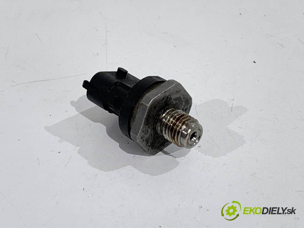 RENAULT KANGOO II nadwozie wielkoprzestrzenne (MPV) 2016 55 kW 1.5 dCi 75 (KW07, KW10, KW04) 1461 Snímač tlaku paliva 0281006241 (Snímač)