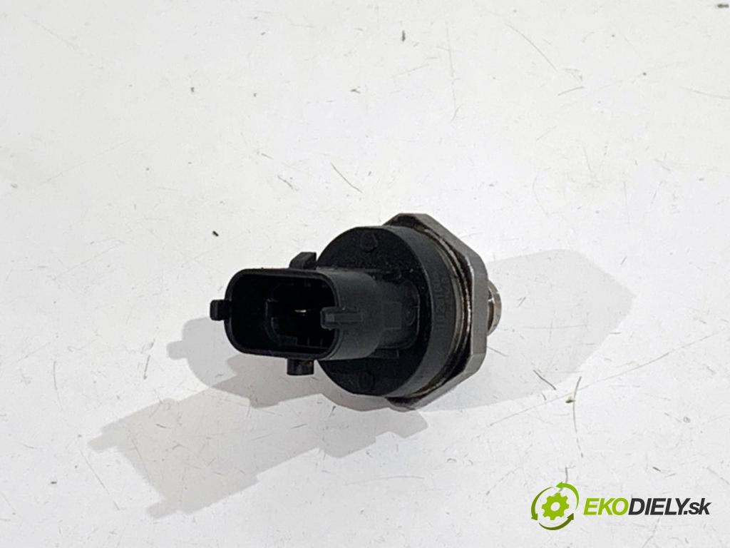 RENAULT KANGOO II nadwozie wielkoprzestrzenne (MPV) 2016 55 kW 1.5 dCi 75 (KW07, KW10, KW04) 1461 Snímač tlaku paliva 0281006241 (Snímač)