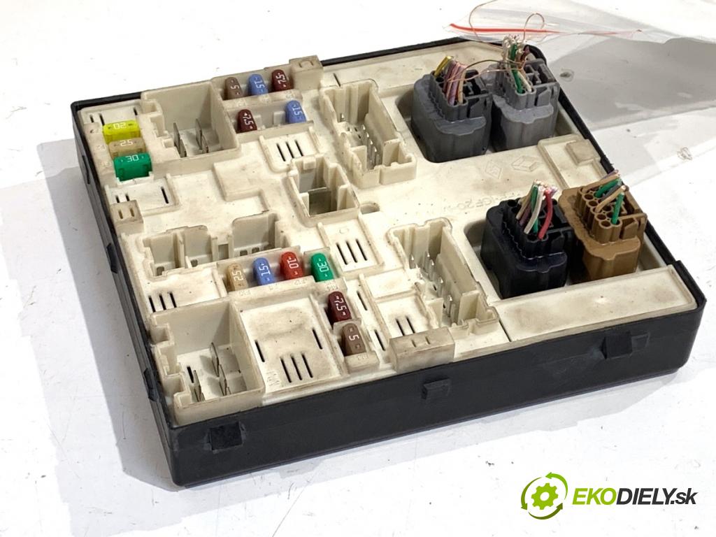 RENAULT KANGOO II nadwozie wielkoprzestrzenne (MPV) 2016 55 kW 1.5 dCi 75 (KW07, KW10, KW04) 1461 Modul USM 284B68764R (Riadiaca jednotka ostatné)