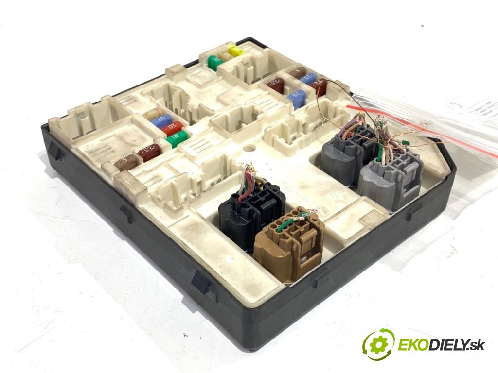 RENAULT KANGOO II nadwozie wielkoprzestrzenne (MPV) 2016 55 kW 1.5 dCi 75 (KW07, KW10, KW04) 1461 Modul USM 284B68764R (Riadiaca jednotka ostatné)