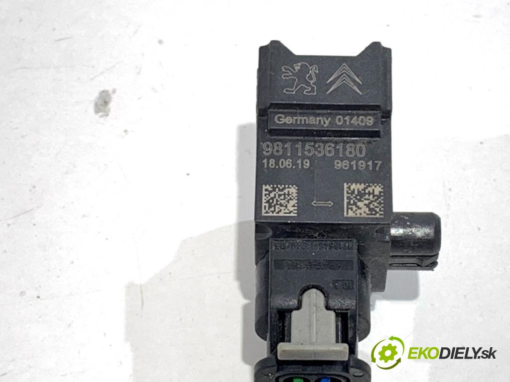 PEUGEOT 508 SW II Kombi 2019 96 kW 1.5 BlueHDi 130 1499 Snímač nárazu 9811536180 (Snímač nárazu)