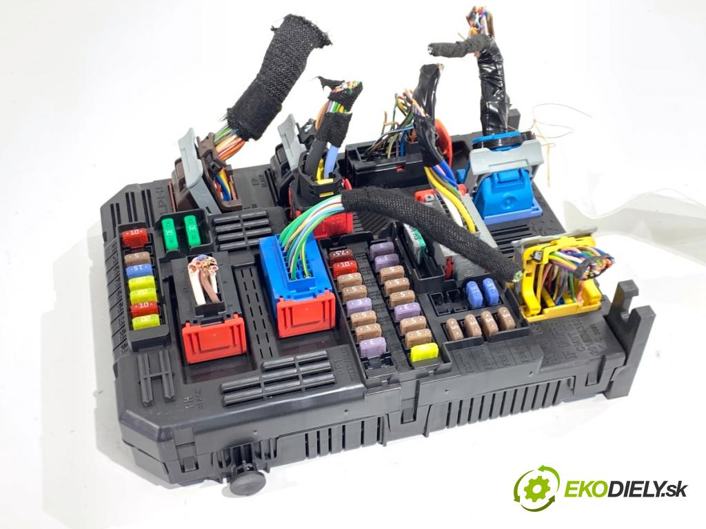 PEUGEOT 508 SW II Kombi 2019 96 kW 1.5 BlueHDi 130 1499 Modul BSI 9830813080 (Poistková skrinka)