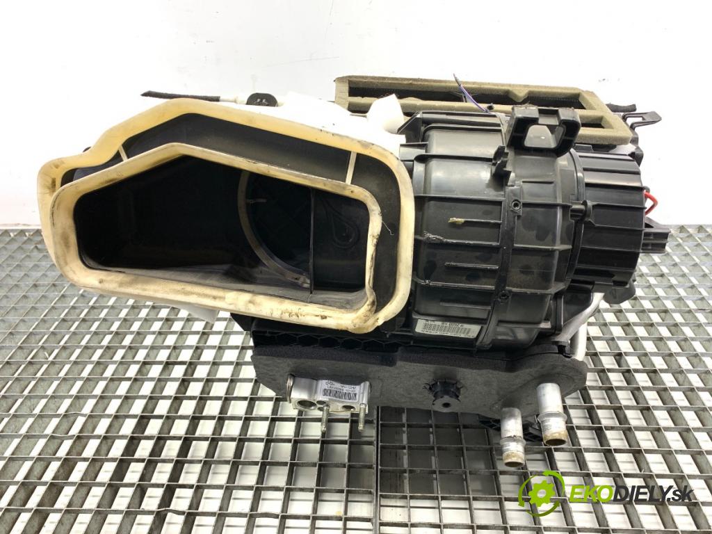 PEUGEOT 508 SW II Kombi 2019 96 kW 1.5 BlueHDi 130 1499 Výhrevné teleso, radiátor kúrenia komplet KOMBAJN 9814009280 (Radiátor kúrenia)