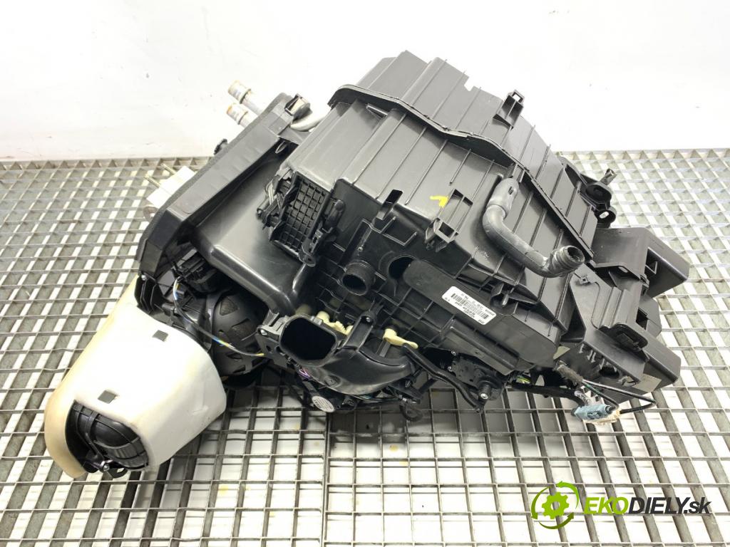 PEUGEOT 508 SW II Kombi 2019 96 kW 1.5 BlueHDi 130 1499 Výhrevné teleso, radiátor kúrenia komplet KOMBAJN 9814009280 (Radiátor kúrenia)