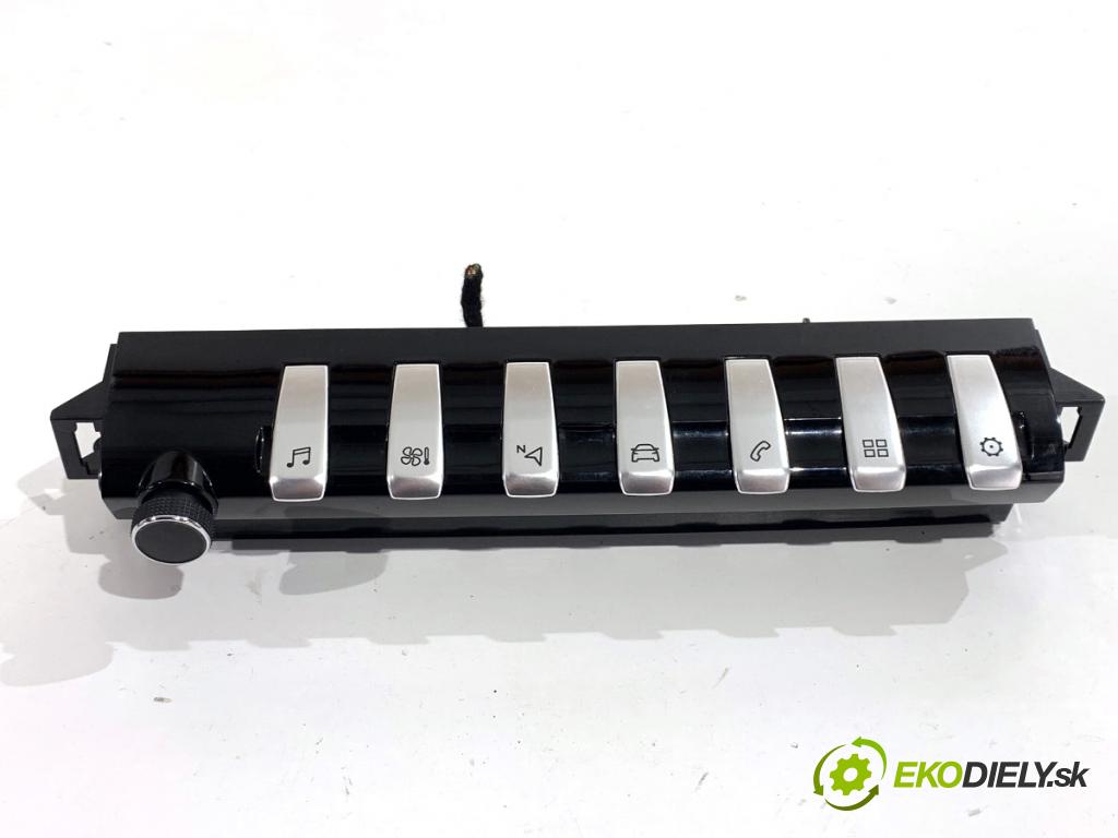 PEUGEOT 508 SW II Kombi 2019 96 kW 1.5 BlueHDi 130 1499 Panel ovládania kúrenia 98334789XU (Prepínacie páčky pod volantom)