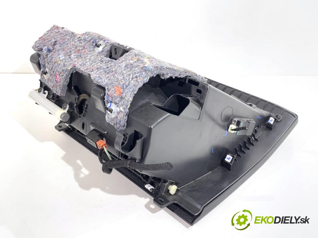 PEUGEOT 508 SW II Kombi 2019 96 kW 1.5 BlueHDi 130 1499 přihrádka kastlík spolujezdce 1792581X (Přihrádka (kastlík))