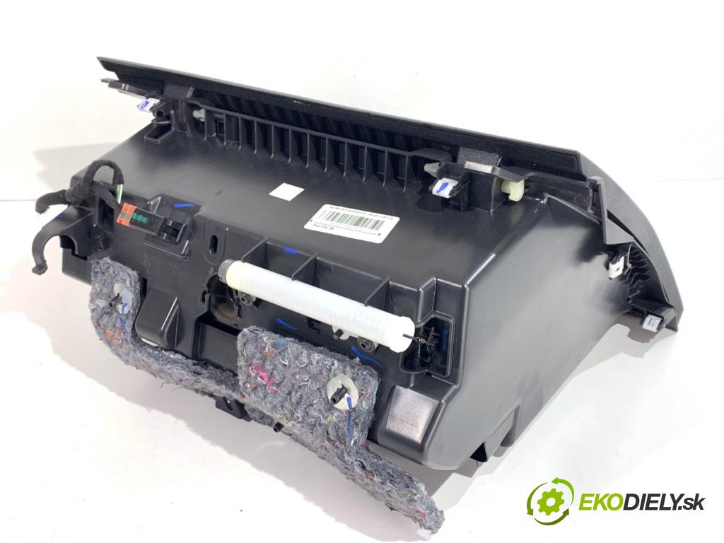 PEUGEOT 508 SW II Kombi 2019 96 kW 1.5 BlueHDi 130 1499 přihrádka kastlík spolujezdce 1792581X (Přihrádka (kastlík))