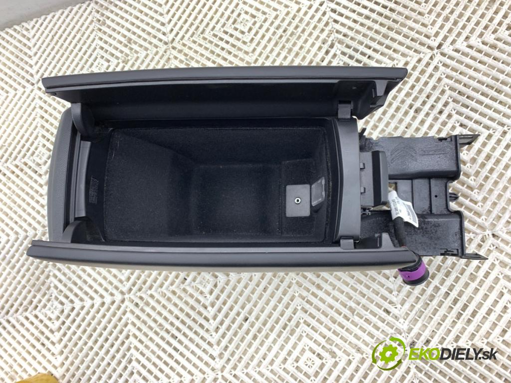 PEUGEOT 508 SW II Kombi 2019 96 kW 1.5 BlueHDi 130 1499 loketní opěrka 98164316ZD (Loketní opěrka)