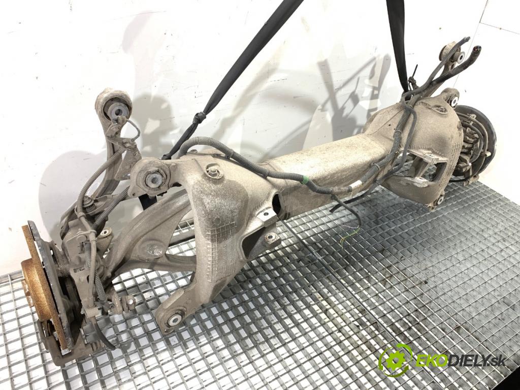 PEUGEOT 508 SW II Kombi 2019 96 kW 1.5 BlueHDi 130 1499 výztuha zadní část
