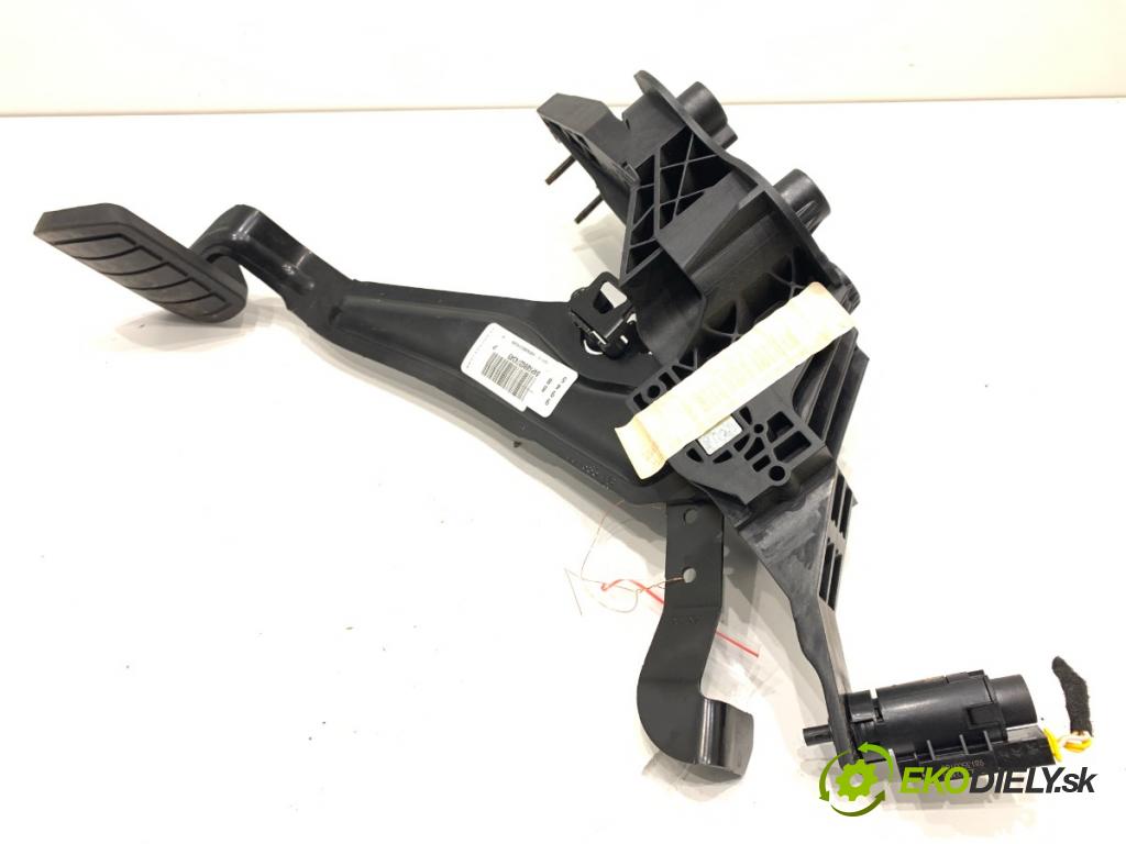 PEUGEOT 508 SW II Kombi 2019 96 kW 1.5 BlueHDi 130 1499 pedal brzdy P1002572