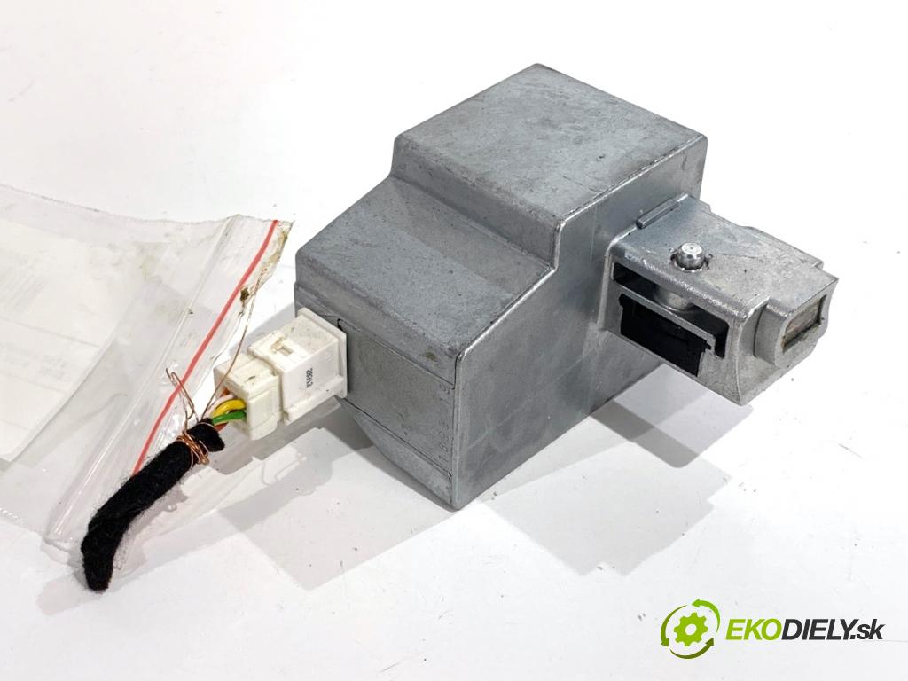 PEUGEOT 508 SW II Kombi 2019 96 kW 1.5 BlueHDi 130 1499 blokáda volantu 9815882080 (Riadenie ostatné)