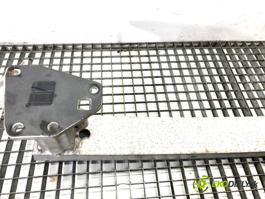 PEUGEOT 508 SW II Kombi 2019 96 kW 1.5 BlueHDi 130 1499 výztuha nárazníka zadní část 9826430080 (Zadní výztuha)