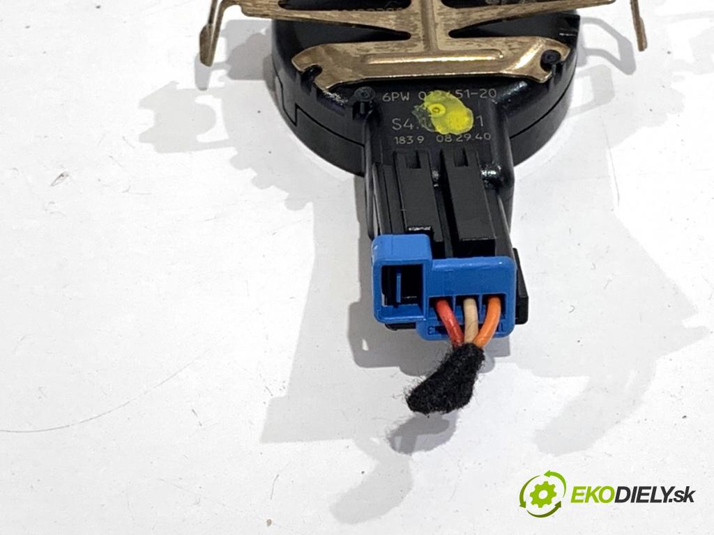 PEUGEOT 508 SW II Kombi 2019 96 kW 1.5 BlueHDi 130 1499 Snímač dažďa 9830122280 (Snímač dažďa)