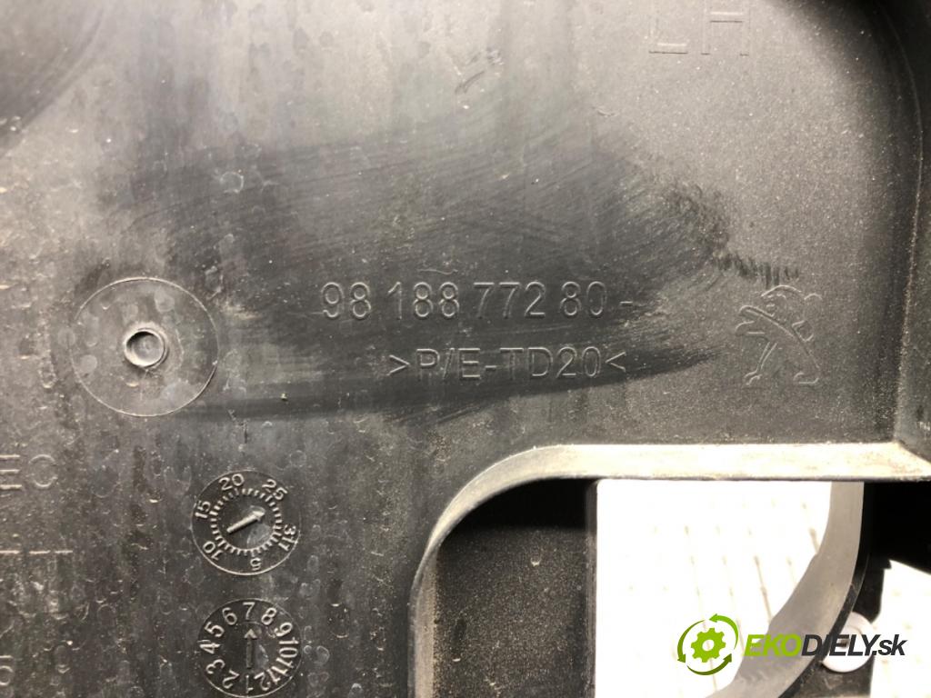 PEUGEOT 508 SW II Kombi 2019 96 kW 1.5 BlueHDi 130 1499 úchyt nárazníka levý zadní část 9818877280