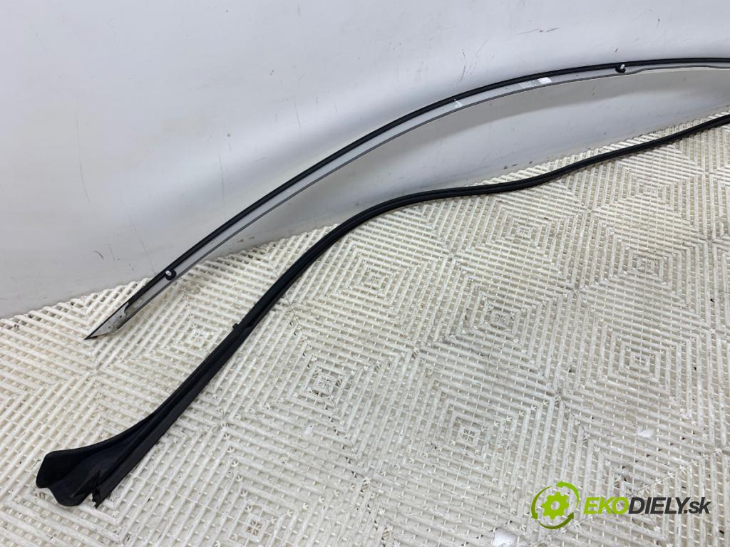 PEUGEOT 508 SW II Kombi 2019 96 kW 1.5 BlueHDi 130 1499 lišta střešní pravá 98189357VV