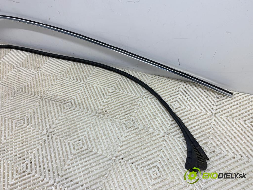 PEUGEOT 508 SW II Kombi 2019 96 kW 1.5 BlueHDi 130 1499 lišta střešní levá strana 98189358VV