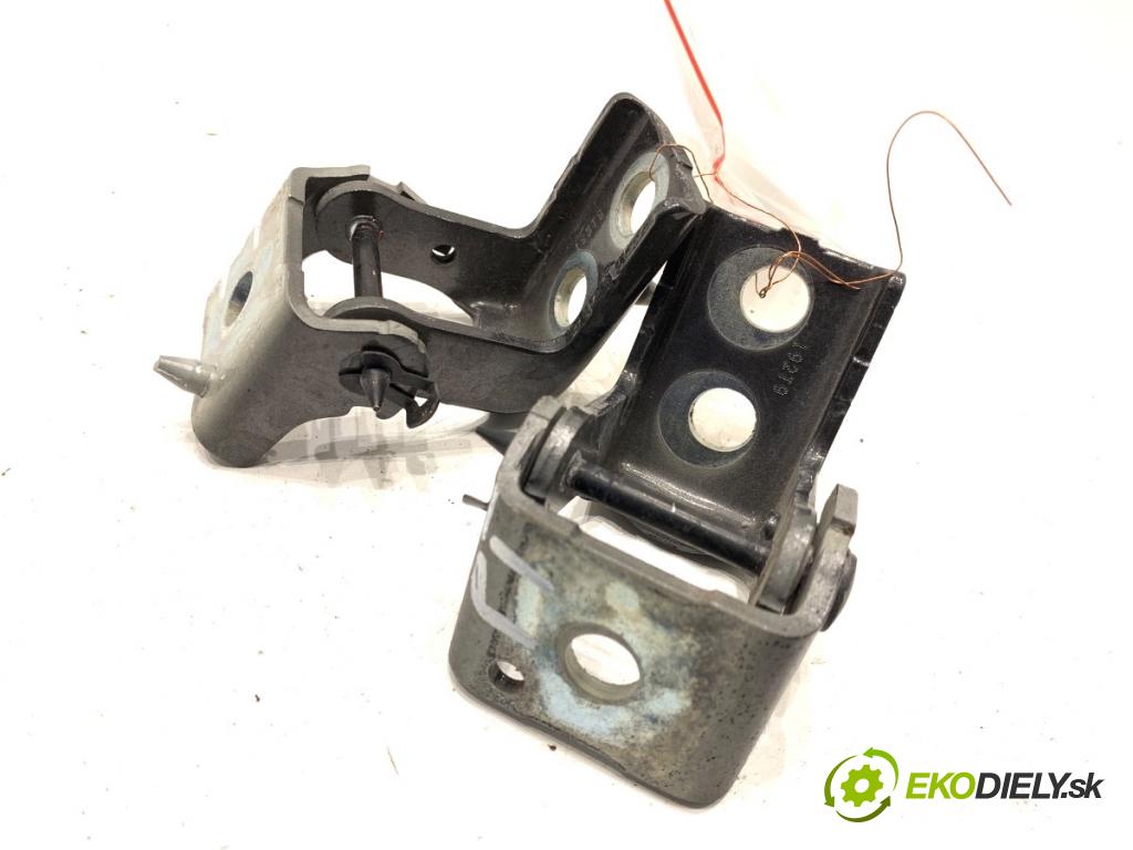 PEUGEOT 508 SW II Kombi 2019 96 kW 1.5 BlueHDi 130 1499 závěsky dveře zadní část pravé