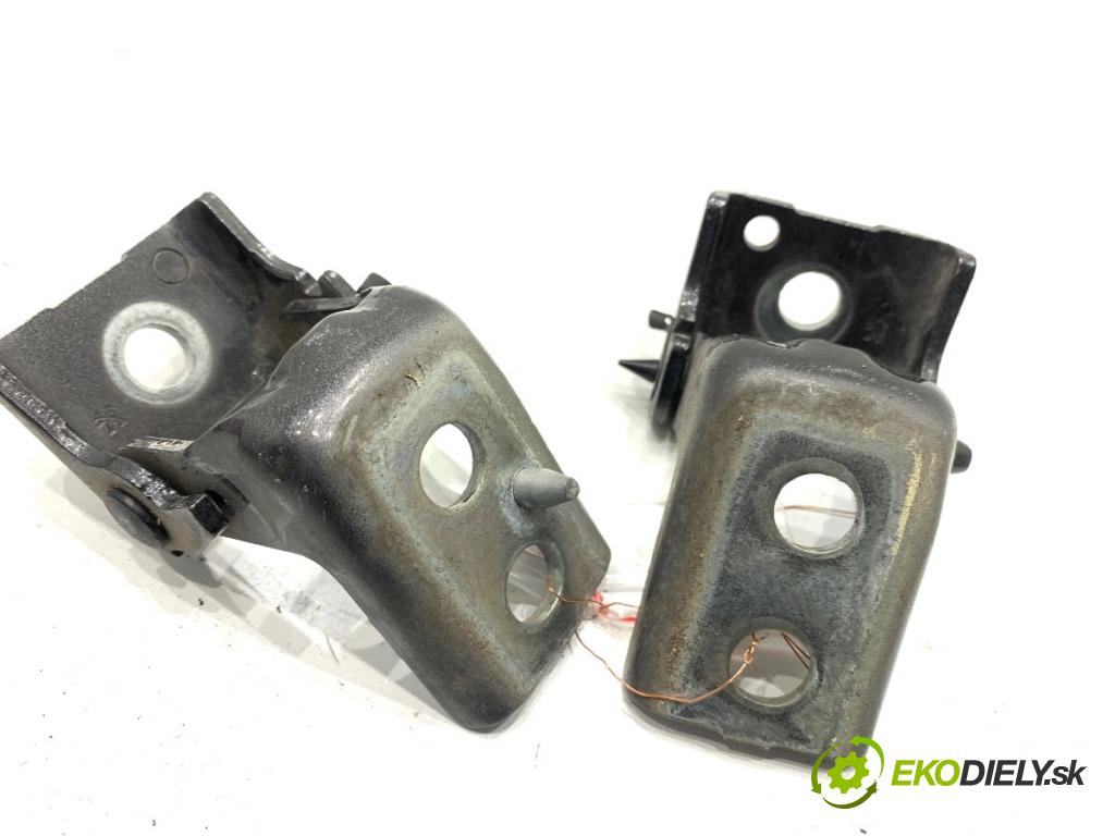 PEUGEOT 508 SW II Kombi 2019 96 kW 1.5 BlueHDi 130 1499 závěsky dveře zadní část pravé