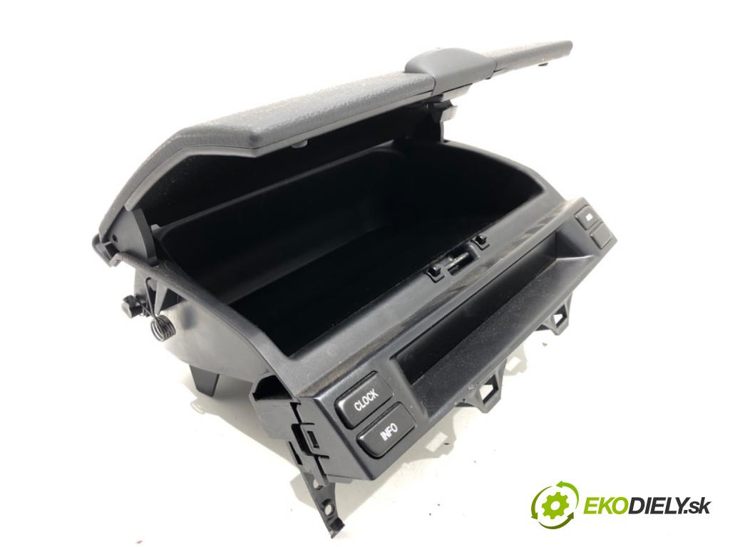 MAZDA 6 GY Kombi 2007 108 kW 2.0 (GYEW) 1999 Dislpej CA-DM4592AK (Prístrojová doska)