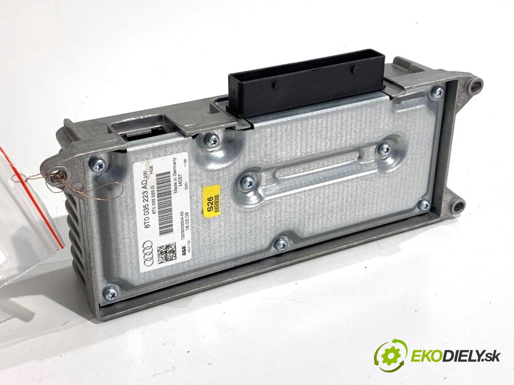 AUDI A4 B8 Kombi 2009 105 kW 2.0 TDI 1968 Zosilňovač 8T0035223AD (Zosilňovač)