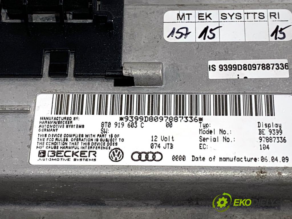 AUDI A4 B8 Kombi 2009 105 kW 2.0 TDI 1968 Dislpej 8T0919603C (Prístrojová doska)