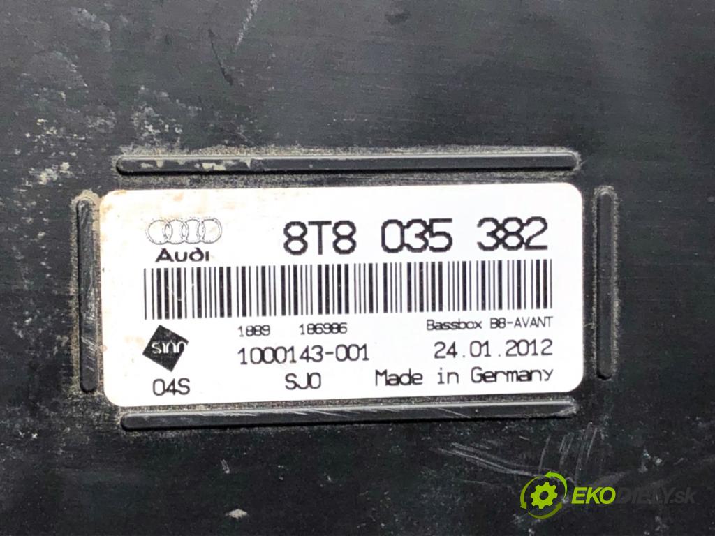 AUDI A4 B8 Kombi 2009 105 kW 2.0 TDI 1968 subwoofer 8T8035382 (Audio zariadenie)