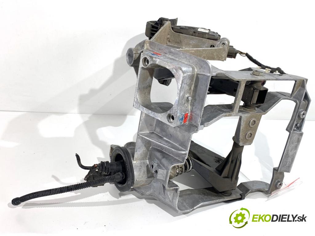 AUDI A4 B8 Kombi 2009 105 kW 2.0 TDI 1968 PEDÁL: manuálne 8K1721117 (Potenciometer plynového pedálu)