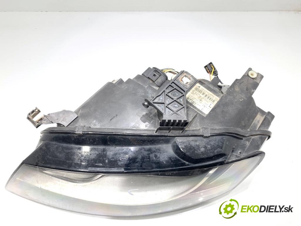 AUDI A4 B8 Kombi 2009 105 kW 2.0 TDI 1968 Svetlomet ľavy predný 8K0941003