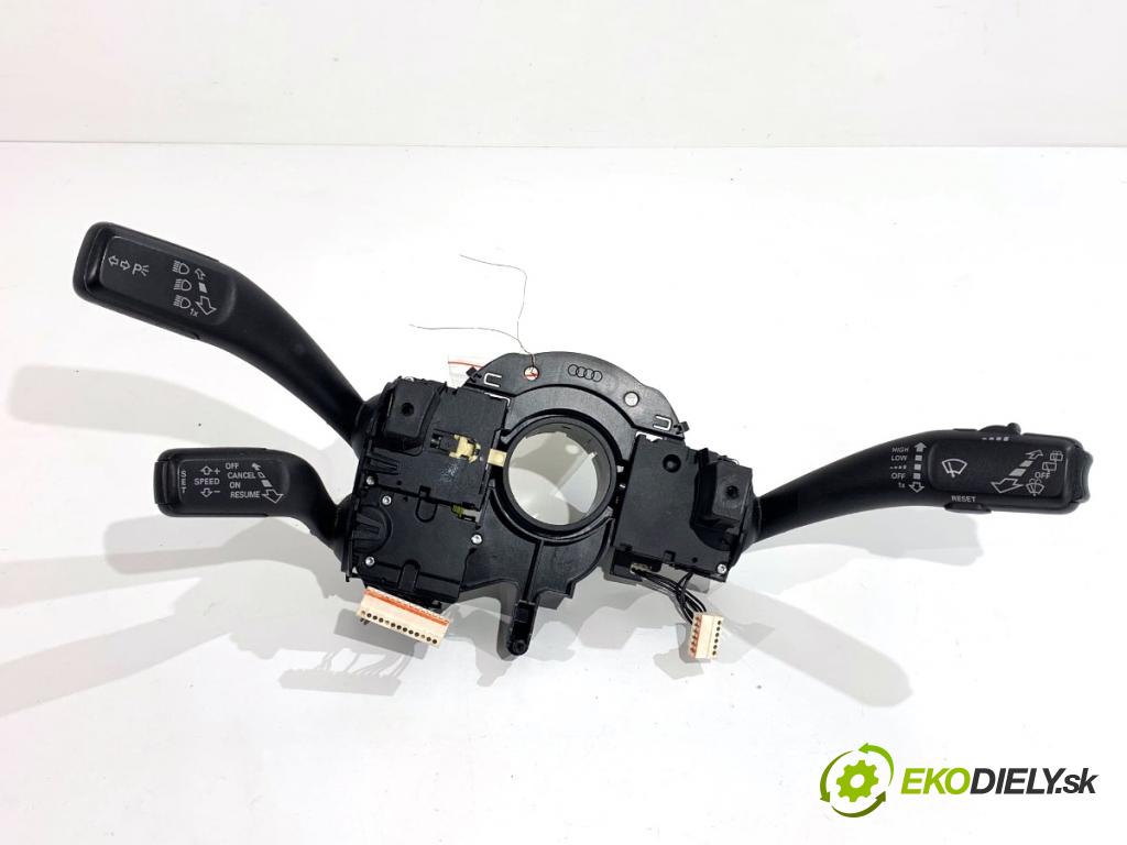 AUDI A4 B8 Kombi 2009 105 kW 2.0 TDI 1968 Prepínač kombinovaný 8K0953502BK (Prepínacie páčky pod volantom)