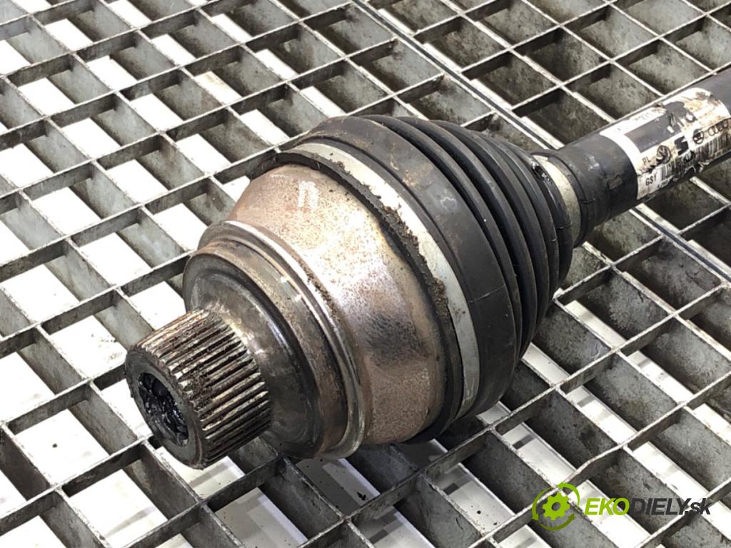 AUDI A4 B8 Kombi 2009 105 kW 2.0 TDI 1968 Poloos pravy predný 8K0407271Q