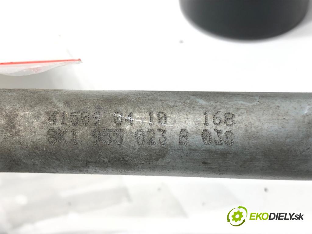 AUDI A4 B8 Kombi 2009 105 kW 2.0 TDI 1968 Mechanizmus stieračov predný 8K1955023B (Motorček stieračov predný)