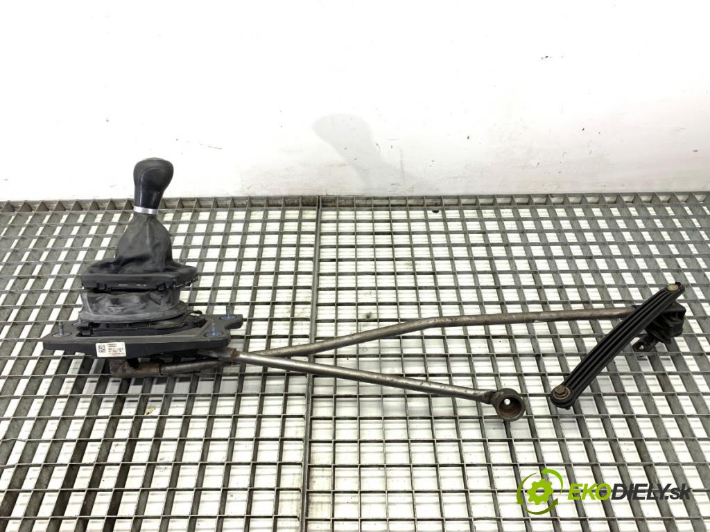 AUDI A4 B8 Kombi 2009 105 kW 2.0 TDI 1968 Kulisa 8K0711025K (Rýchlostná páka (kulisa))