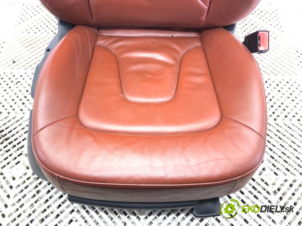 AUDI A4 B8 Kombi 2009 105 kW 2.0 TDI 1968 Sedadlo pravy predný