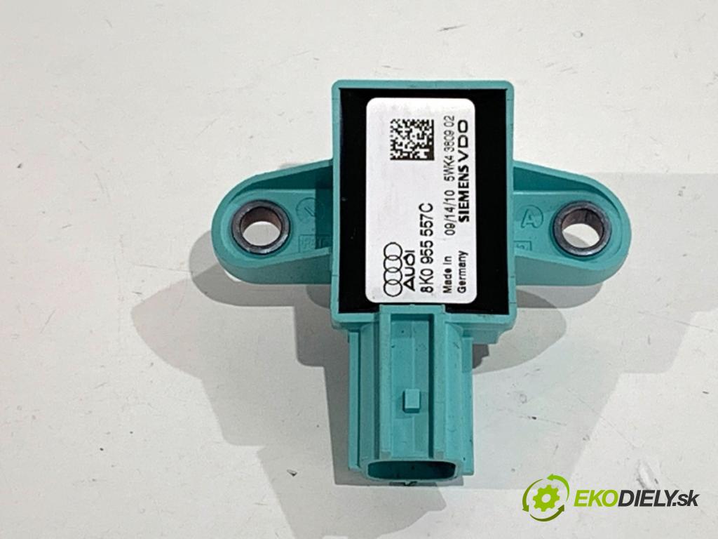 AUDI A4 B8 Kombi 2009 105 kW 2.0 TDI 1968 Snímač nárazu 8K0955557C (Snímač nárazu)