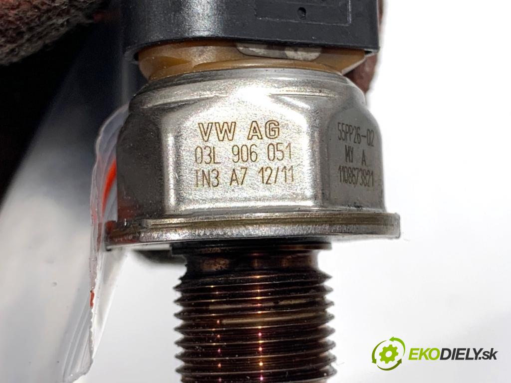 AUDI A4 B8 Kombi 2009 105 kW 2.0 TDI 1968 Snímač tlaku paliva 03L906051 (Snímač)
