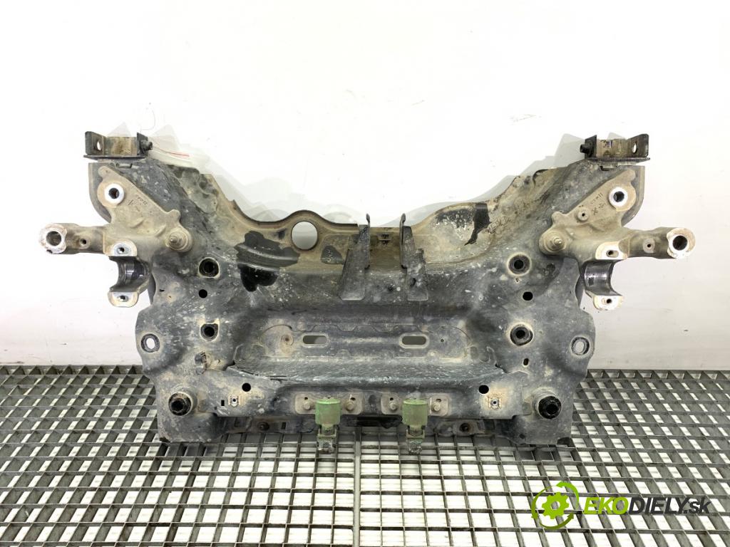 RENAULT GRAND SCENIC IV nadwozie wielkoprzestrzenne (MPV) 2018 103 kW 1.3 TCe 140 1332 výztuha pod motor  (Přední výztuha)