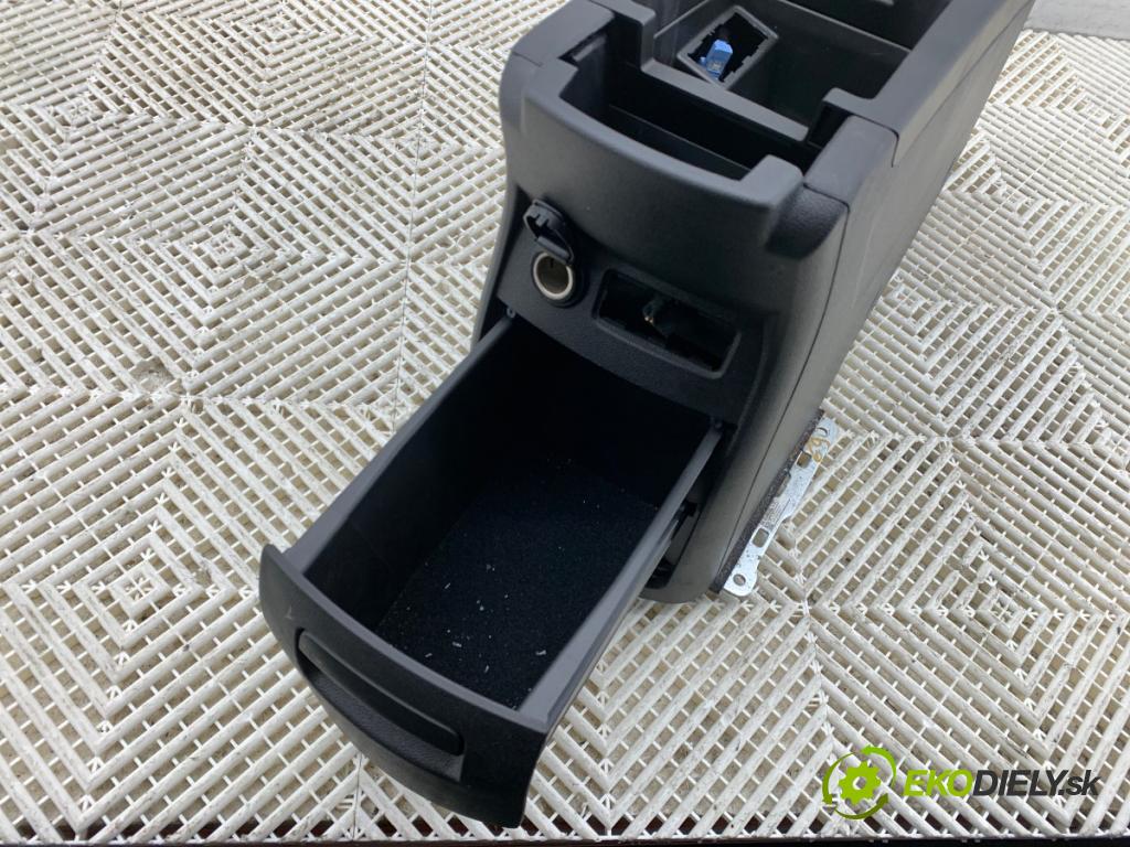 RENAULT GRAND SCENIC IV nadwozie wielkoprzestrzenne (MPV) 2018 103 kW 1.3 TCe 140 1332 Tunel středový  (Středový tunel)