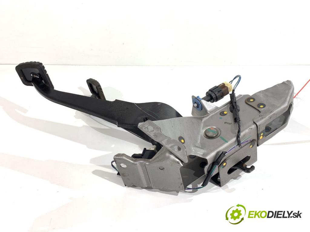 MITSUBISHI MIRAGE / SPACE STAR liftback 2018 52 kW 1.0 (A05A) 999 PEDÁL:  (Potenciometer plynového pedálu)