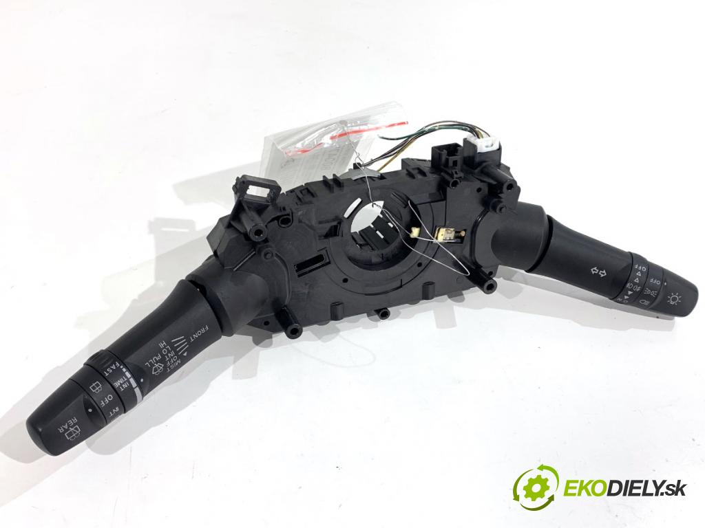 MITSUBISHI MIRAGE / SPACE STAR liftback 2018 52 kW 1.0 (A05A) 999 Prepínač kombinovaný 8617A132 (Prepínacie páčky pod volantom)