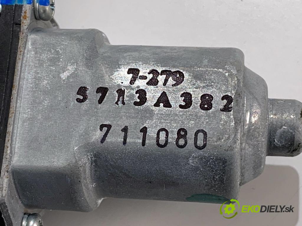 MITSUBISHI MIRAGE / SPACE STAR liftback 2018 52 kW 1.0 (A05A) 999 mechanismus okna pravý přední část 5713A382